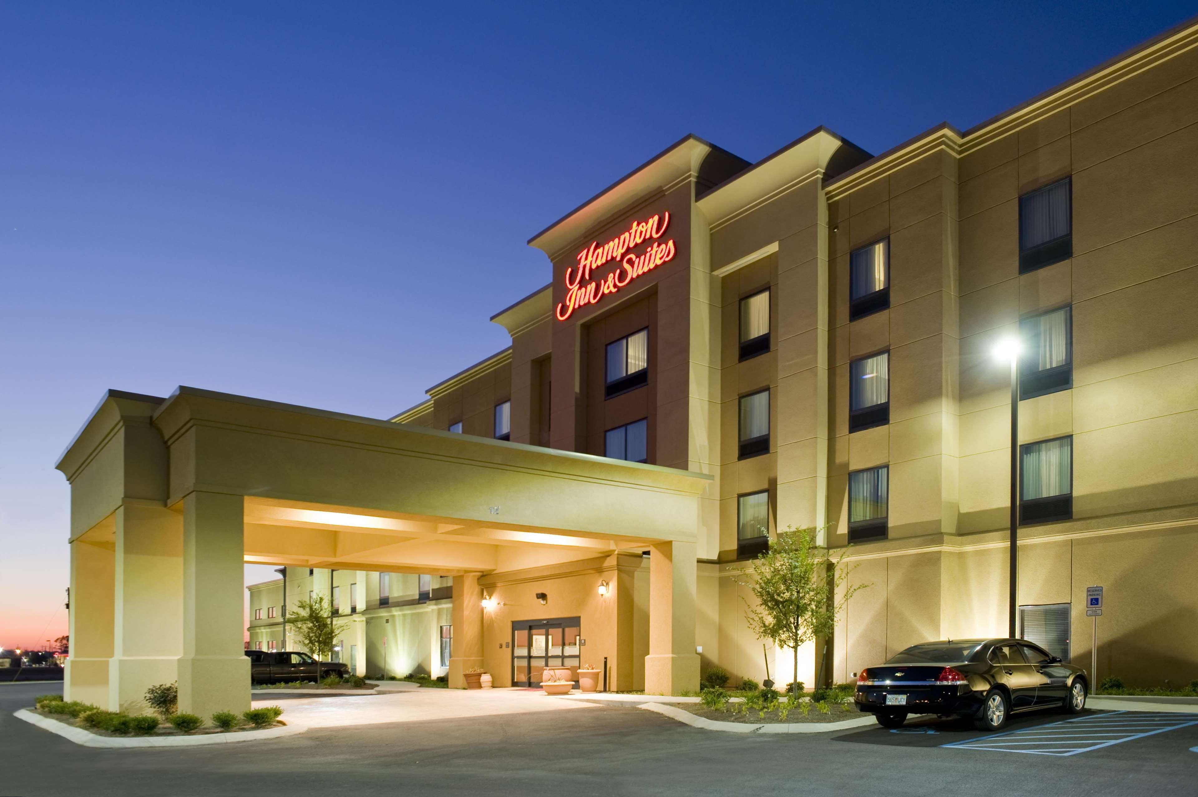 Hampton Inn & Suites Tupelo/Barnes Crossing Exterior foto